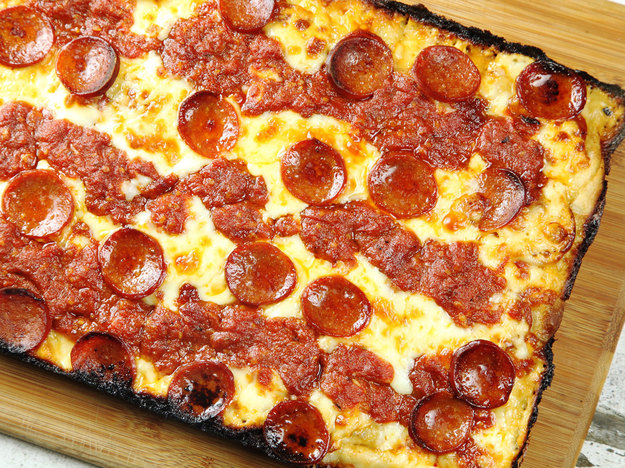 Picture of Detroit-Style Pan Pizza 